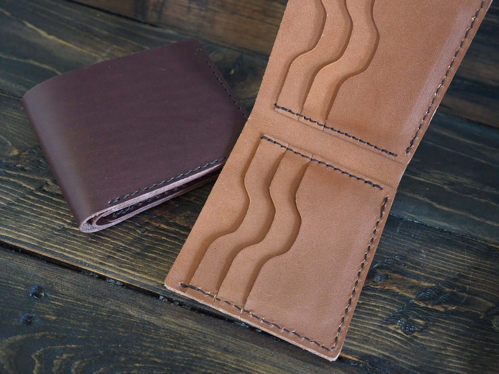 classic leather bifold wallet