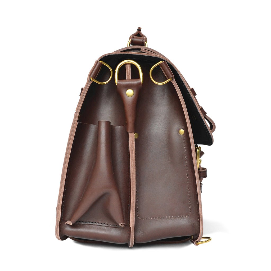 Spacious leather briefcase