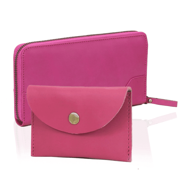 wallet in pink leather