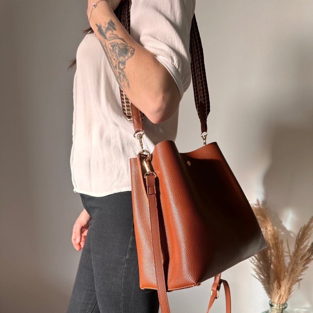 Montelise versatile crossbody style