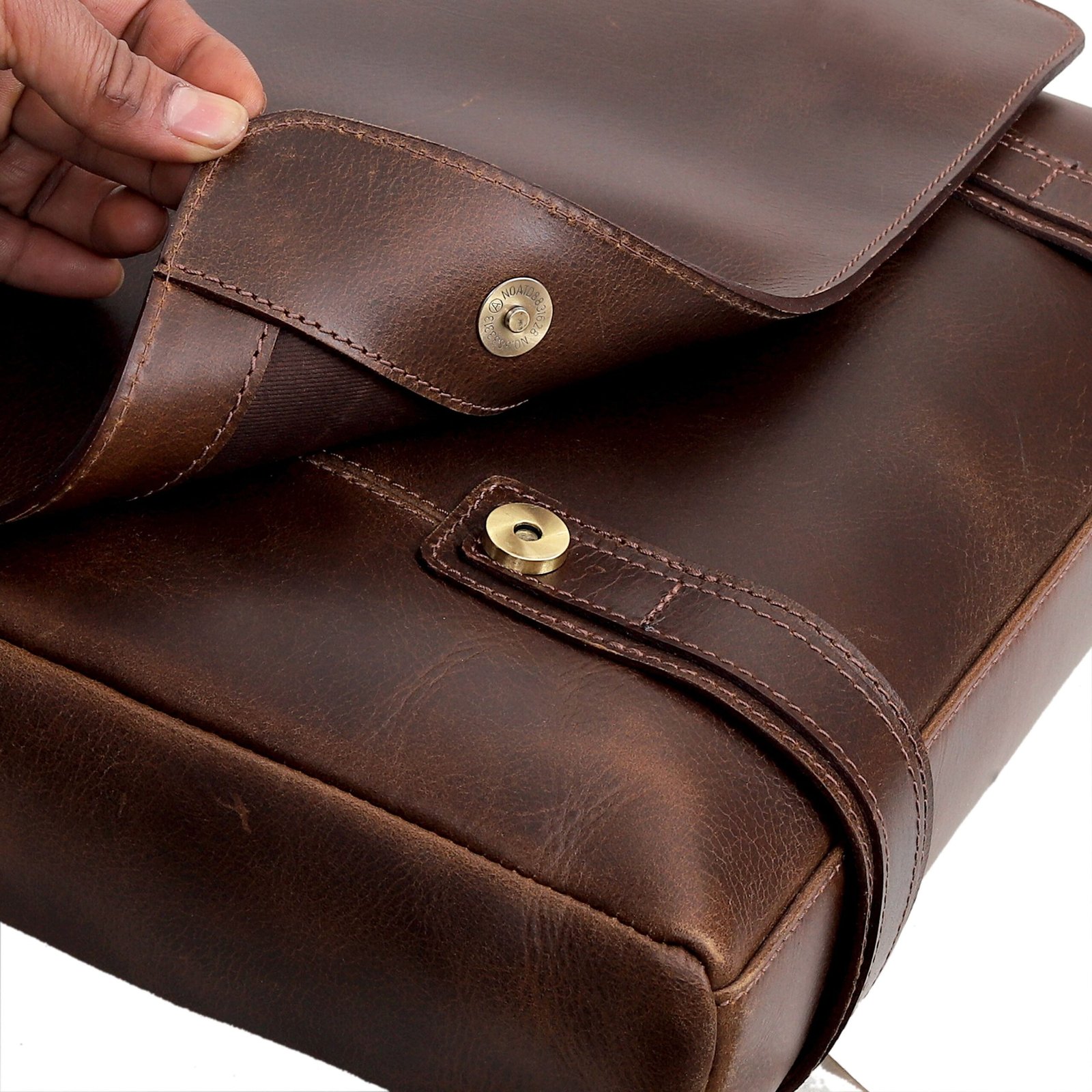 Stylish leather messenger bag
