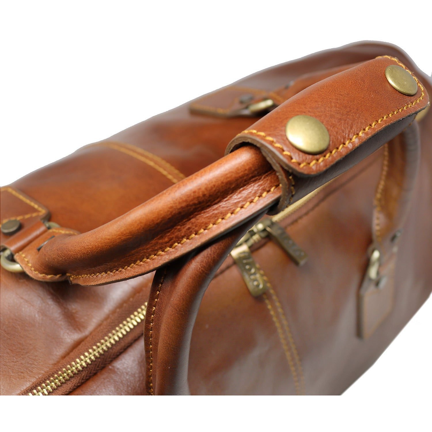 Travel-ready leather bag