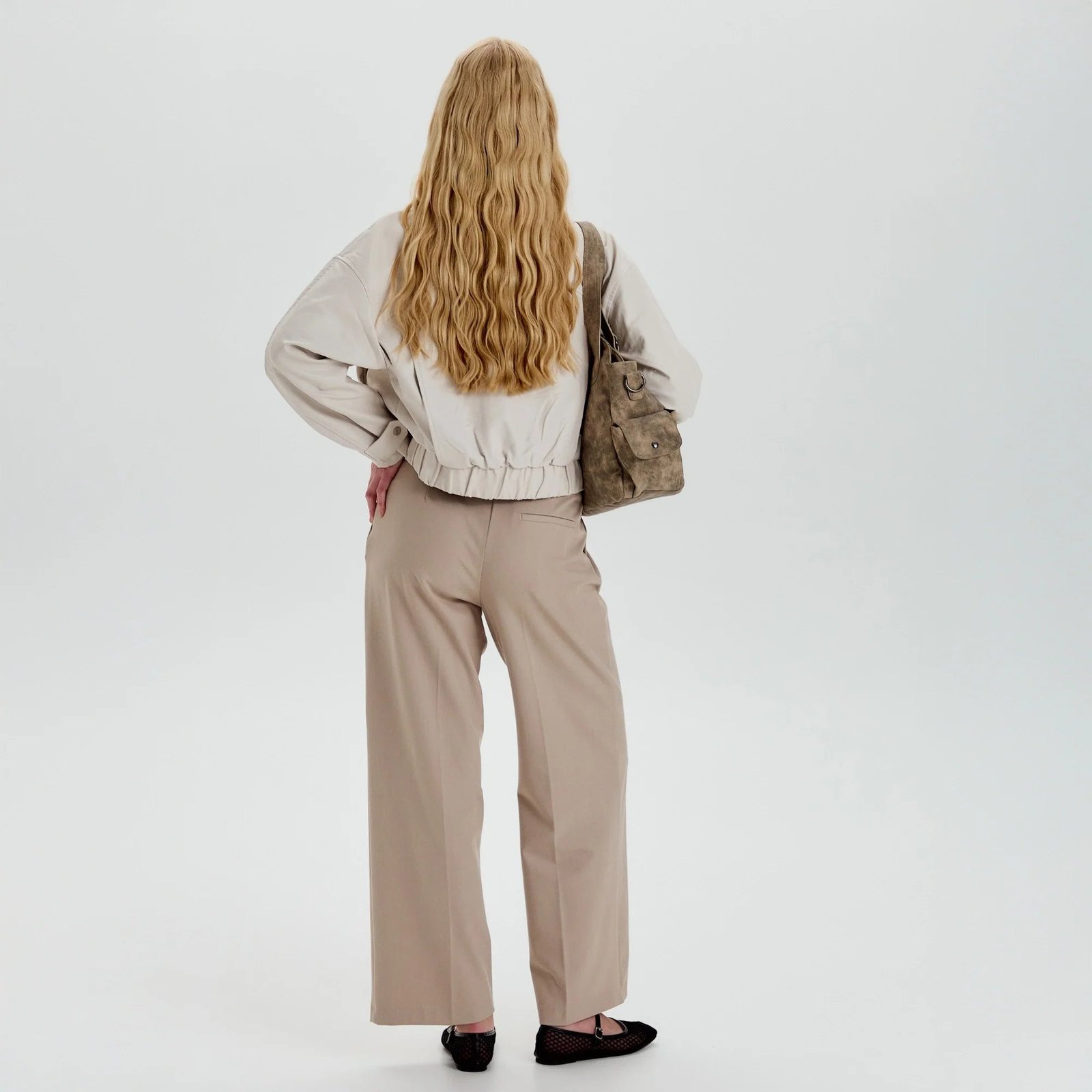 Launa | Crossbody Bag - Image 57