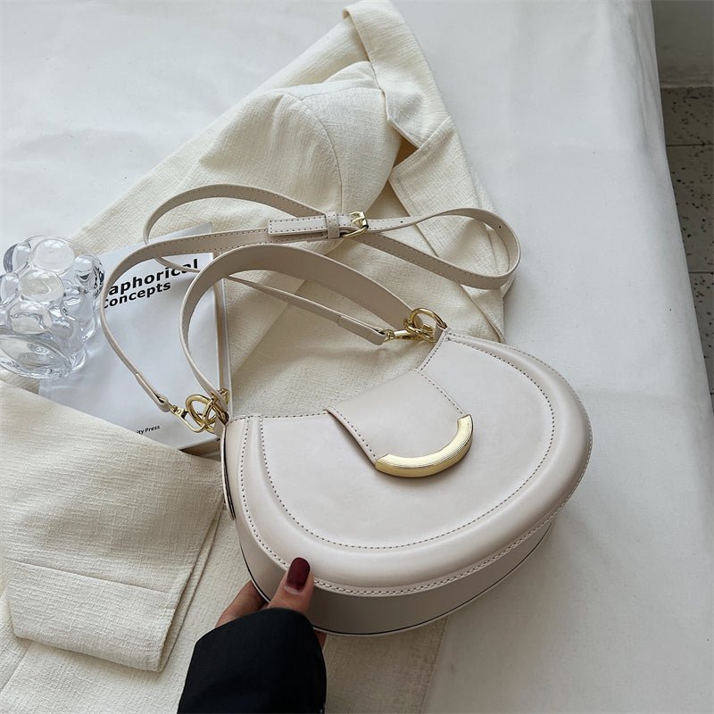 minimalistic crossbody bag