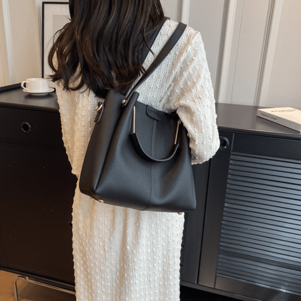 Stylish Elyna Shoulder Bag
