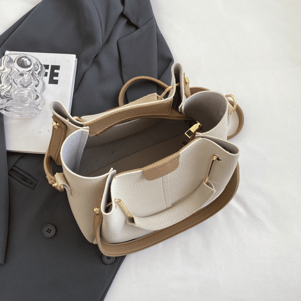 Elyna Shoulder Bag details