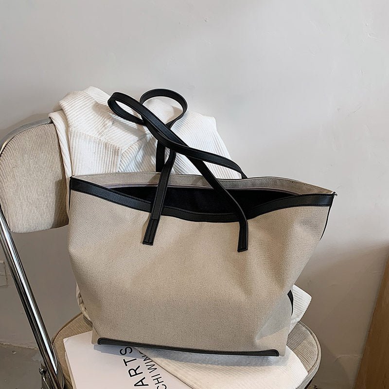 spacious Hafa tote bag
